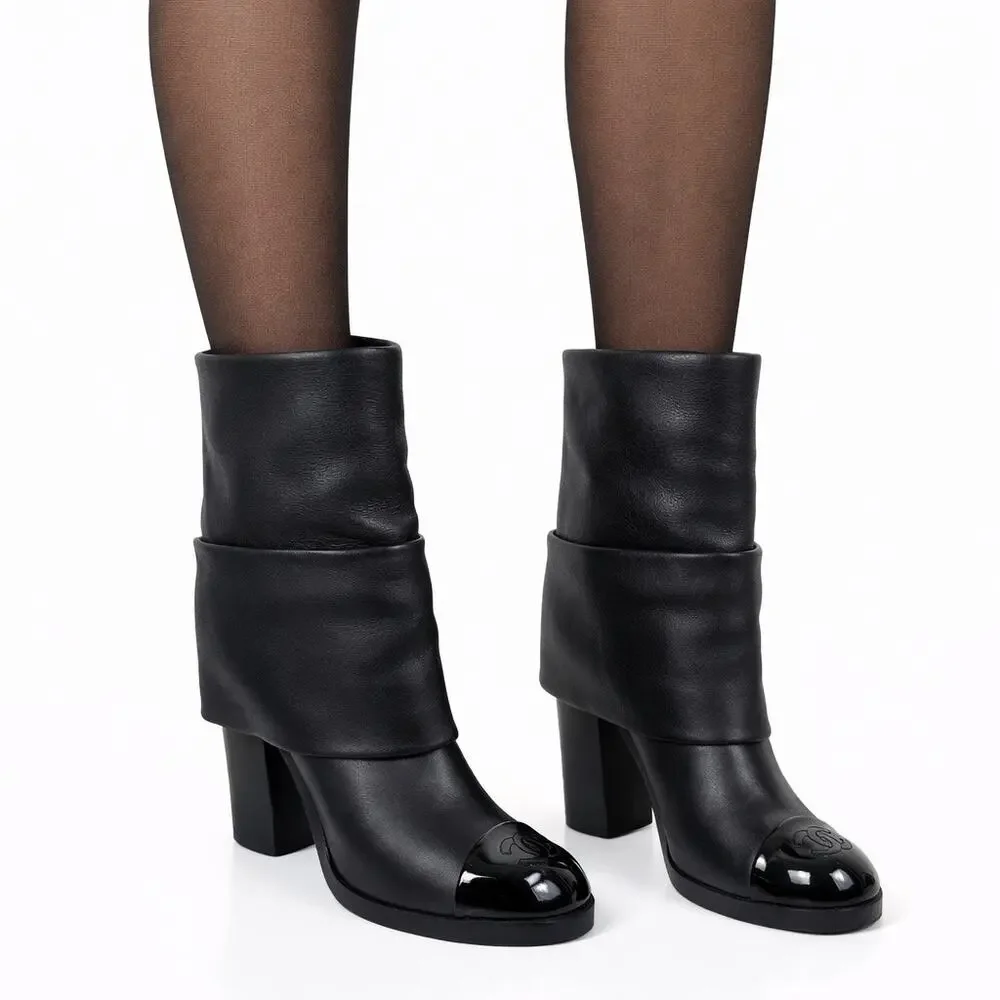 Chanel Interlocking CC logo Cap Toe Foldover Boots Black Leather Size 36